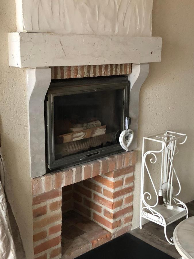 La Maisonnette De Cancan Mont-près-Chambord Εξωτερικό φωτογραφία