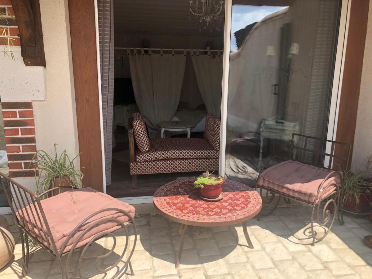 La Maisonnette De Cancan Mont-près-Chambord Εξωτερικό φωτογραφία