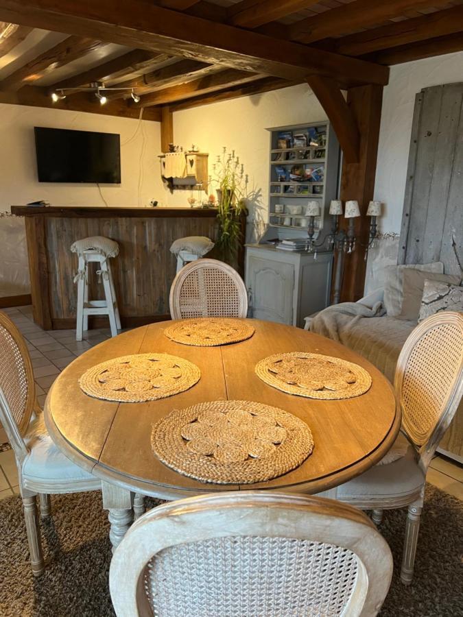 La Maisonnette De Cancan Mont-près-Chambord Εξωτερικό φωτογραφία