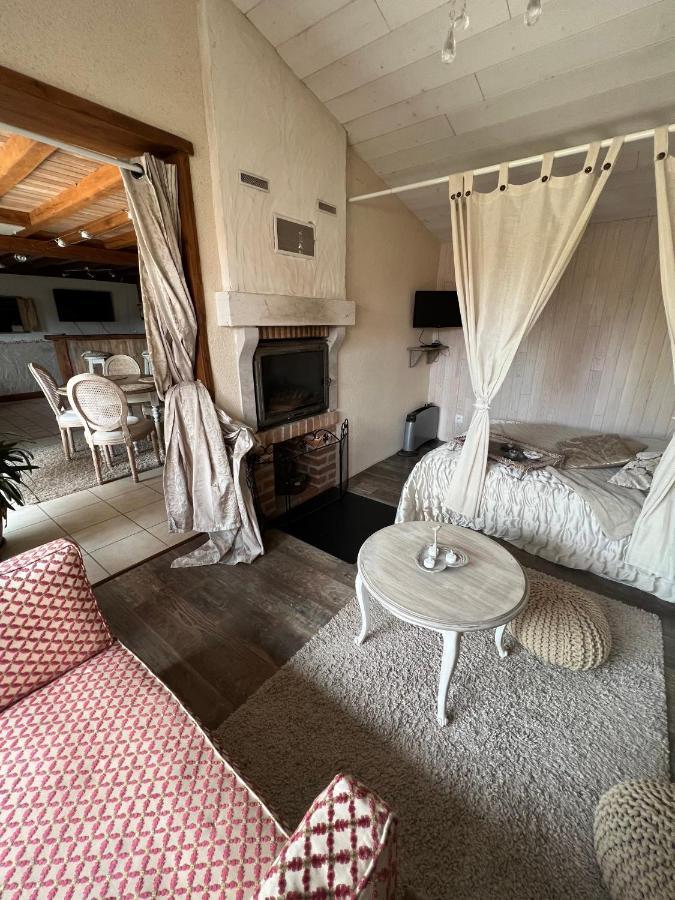 La Maisonnette De Cancan Mont-près-Chambord Εξωτερικό φωτογραφία